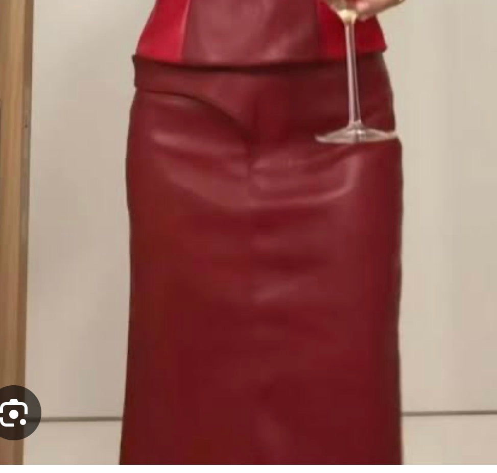 The cherry midi skirt