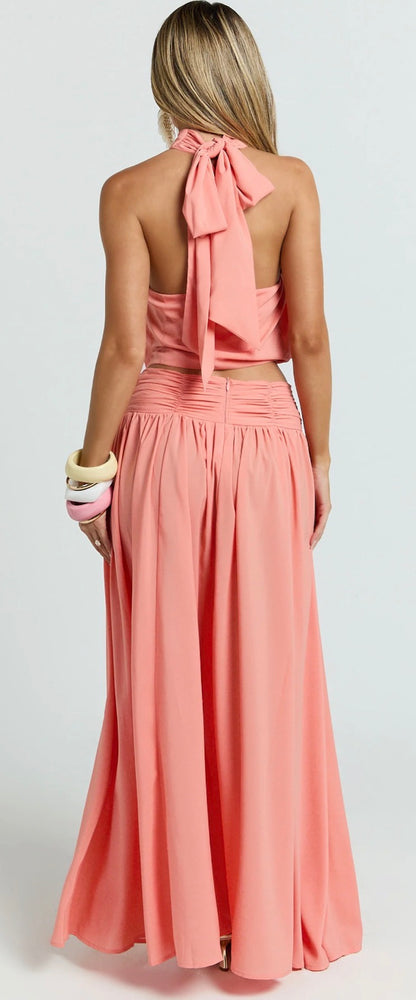 Melanie set